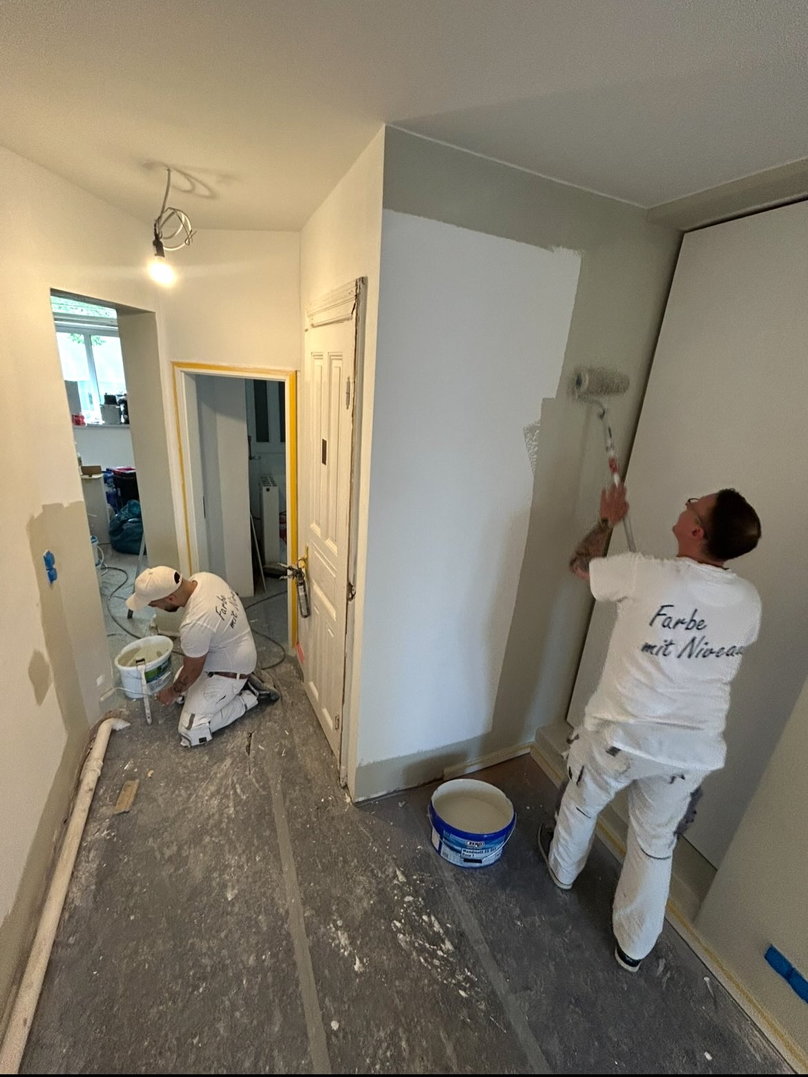 Hochwertige Lackierarbeiten an Türen
